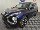 New 2025 Mitsubishi Outlander SE image 3