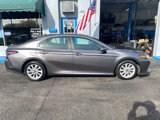 Used 2021 Toyota Camry LE image 5