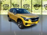 Used 2023 Kia Seltos S w/ Navigation Package image 3