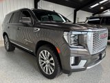 Used 2021 GMC Yukon Denali w/ Denali Premium Package image 4