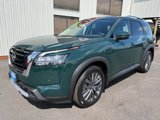 New 2025 Nissan Pathfinder SL w/ SL Premium Package image 2
