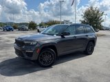 New 2025 Jeep Grand Cherokee Summit image 2