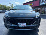Used 2020 Ford Escape SE image 2