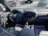 Used 2023 Chevrolet Traverse LT image 2