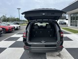 Used 2025 Honda Pilot Black Edition image 5