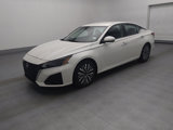 Used 2023 Nissan Altima 2.5 SV image 2