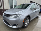 Used 2019 Chrysler Pacifica Limited image 4