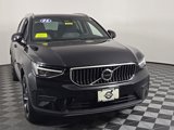 Certified 2025 Volvo XC40 B5 Core image 2