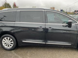 Used 2019 Chrysler Pacifica Touring-L image 4