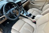 Used 2024 Porsche Macan image 4