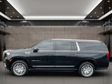 Used 2023 GMC Yukon XL Denali image 2