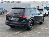 Used 2024 Volkswagen Tiguan SE R-Line image 3