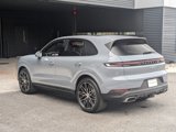 Used 2025 Porsche Cayenne image 3