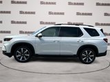 New 2025 Honda Pilot Touring image 2