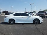 Used 2024 Toyota Camry SE image 4