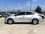 Used 2018 Hyundai Accent SE image 2