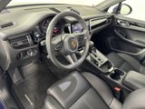 Certified 2025 Porsche Macan image 4
