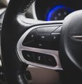 Used 2021 Chrysler Pacifica Touring-L image 3