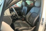 Certified 2025 Porsche Macan image 5