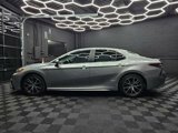 Used 2023 Toyota Camry SE image 4