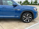 New 2025 Volkswagen Atlas SEL Premium R-Line image 4