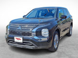 New 2025 Mitsubishi Outlander ES image 3