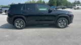 New 2026 Chevrolet Equinox LT w/ Convenience Package II image 2