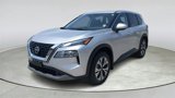 Used 2023 Nissan Rogue SV image 3