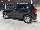 Used 2021 Chevrolet Trax LT w/ LT Convenience Package image 4
