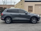 Used 2016 Volkswagen Touareg TDI image 2