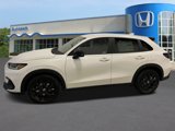 New 2025 Honda HR-V Sport image 2