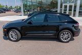 Used 2023 Porsche Macan image 3