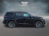 New 2025 Nissan Rogue S image 4