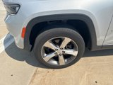 Used 2022 Jeep Grand Cherokee L Limited image 3
