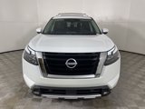 New 2025 Nissan Pathfinder Platinum image 3