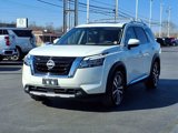 Used 2024 Nissan Pathfinder Platinum image 5
