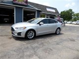 Used 2019 Ford Fusion SE image 3