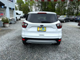 Used 2017 Ford Escape SE image 4
