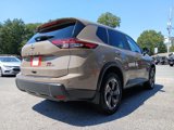 Used 2024 Nissan Rogue SV image 6
