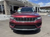 Used 2023 Jeep Grand Cherokee Laredo image 2