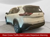 Used 2023 Nissan Rogue SV image 3