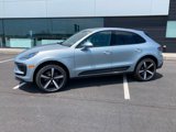 Used 2024 Porsche Macan image 2