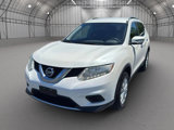 Used 2016 Nissan Rogue SV w/ SV Premium Package image 2