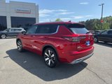 New 2025 Mitsubishi Outlander SEL image 3