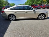 Used 2018 Honda Accord EX image 6