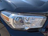 Used 2022 Toyota Tacoma TRD Off-Road w/ Technology Package image 4
