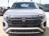 New 2025 Volkswagen Atlas Peak Edition SE image 2