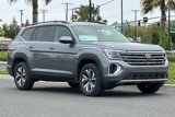 New 2025 Volkswagen Atlas SE image 2
