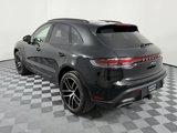 Used 2025 Porsche Macan image 3