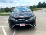 Used 2017 Chrysler Pacifica Touring-L Plus image 3